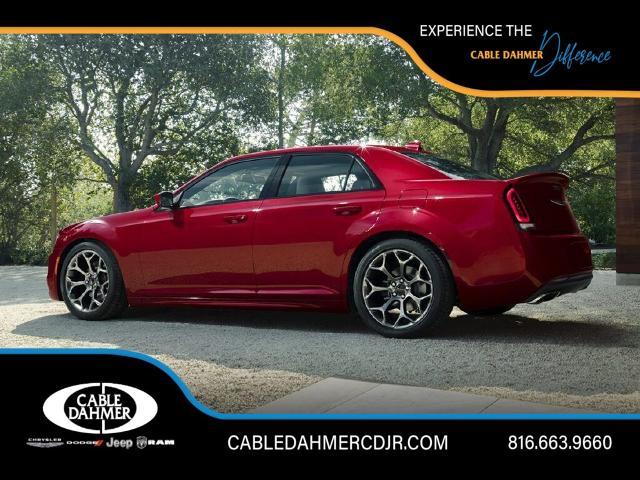 2022 Chrysler 300 Vehicle Photo in Kansas City, MO 64114