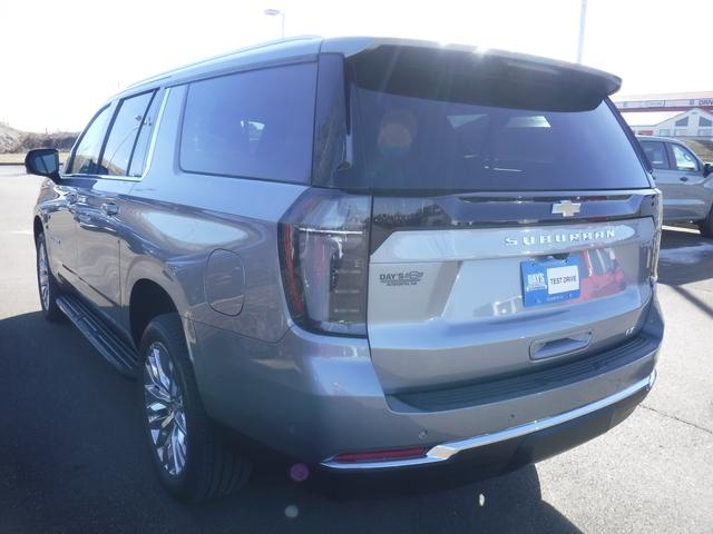 2025 Chevrolet Suburban Vehicle Photo in JASPER, GA 30143-8655