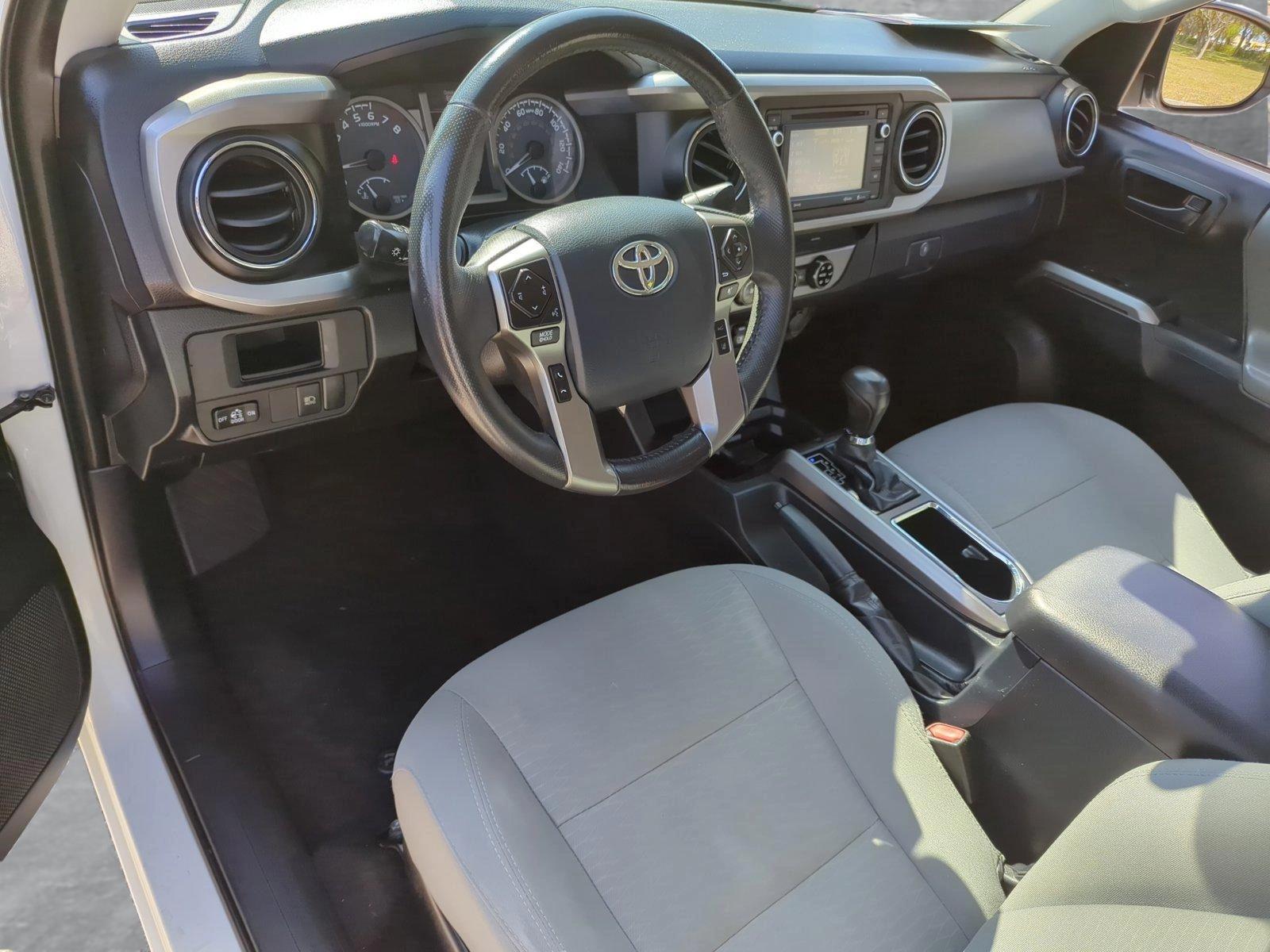 2018 Toyota Tacoma Vehicle Photo in Ft. Myers, FL 33907