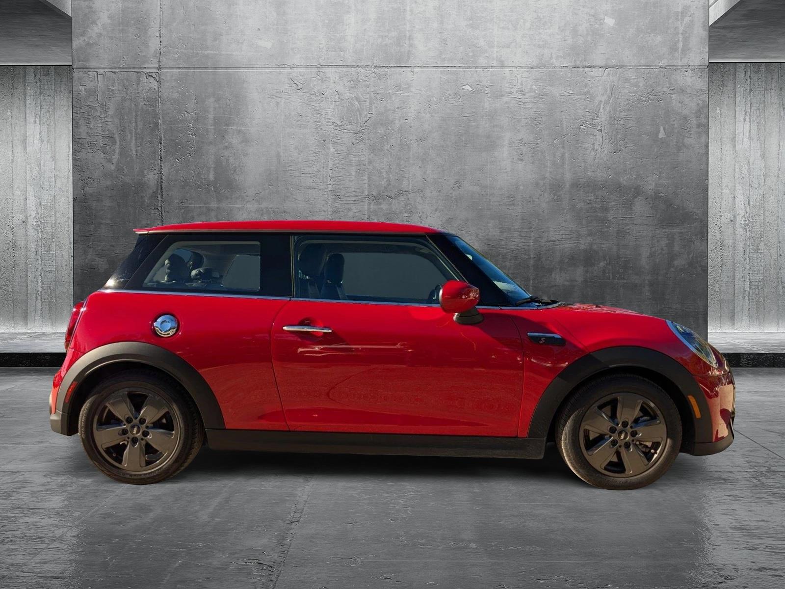 2022 MINI Cooper S Hardtop 2 Door Vehicle Photo in Maitland, FL 32751