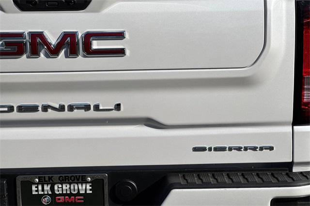 2025 GMC Sierra 1500 Vehicle Photo in ELK GROVE, CA 95757-8703