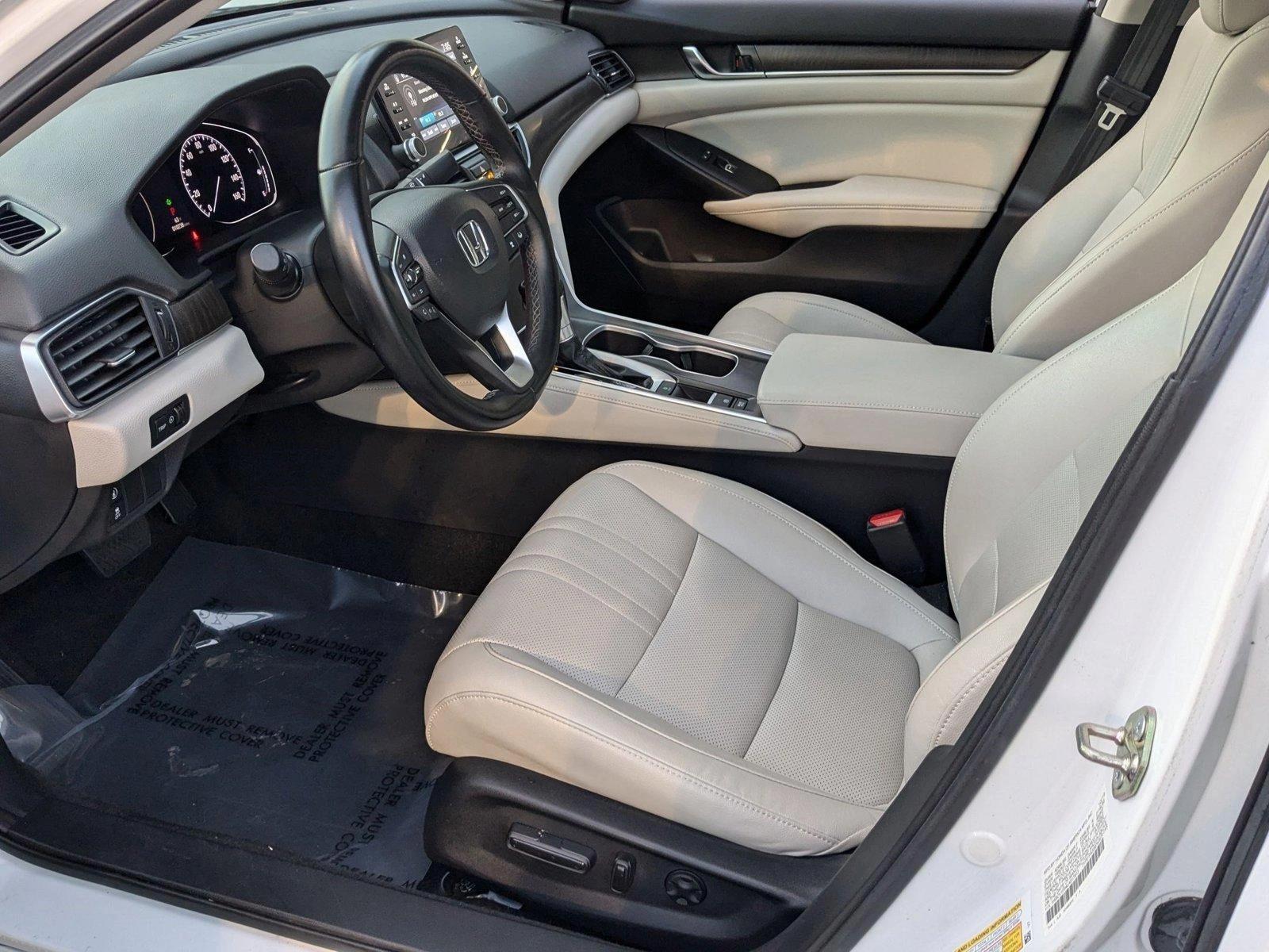 2020 Honda Accord Sedan Vehicle Photo in PEMBROKE PINES, FL 33024-6534