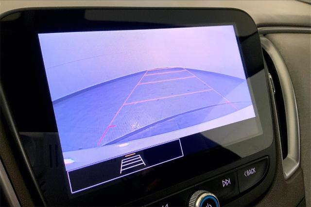 2022 Chevrolet Malibu Vehicle Photo in Lees Summit, MO 64086