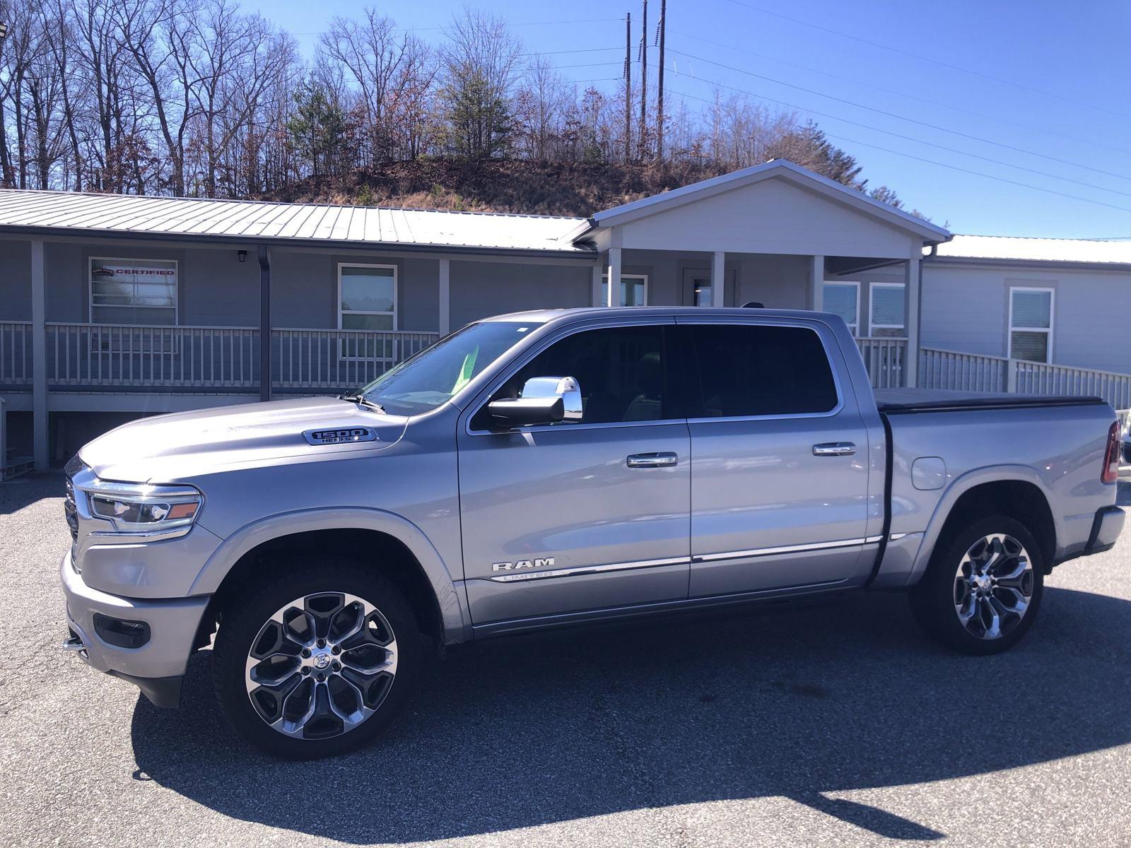 Used 2019 RAM Ram 1500 Pickup Limited with VIN 1C6SRFHT1KN550563 for sale in Sweetwater, TN