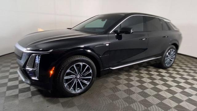2024 Cadillac LYRIQ Vehicle Photo in ALLIANCE, OH 44601-4622