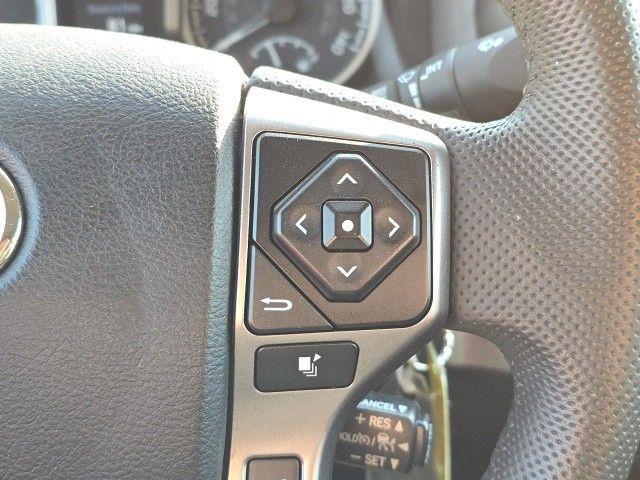 2022 Toyota Tacoma 4WD Vehicle Photo in Pleasant Hills, PA 15236