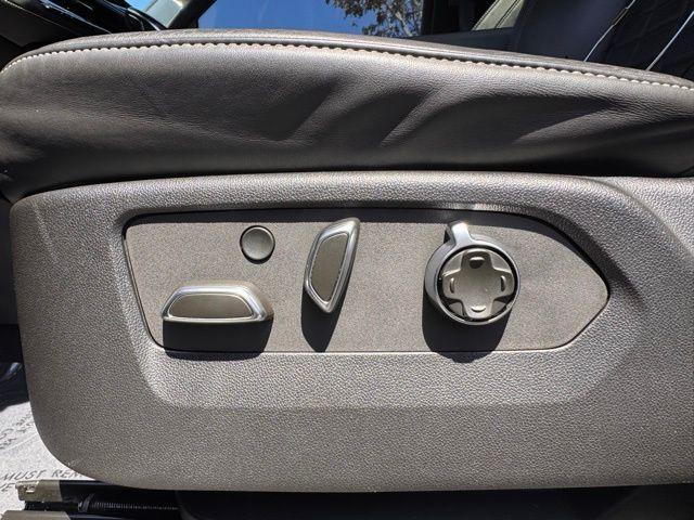 2022 Cadillac Escalade Vehicle Photo in DELRAY BEACH, FL 33483-3294