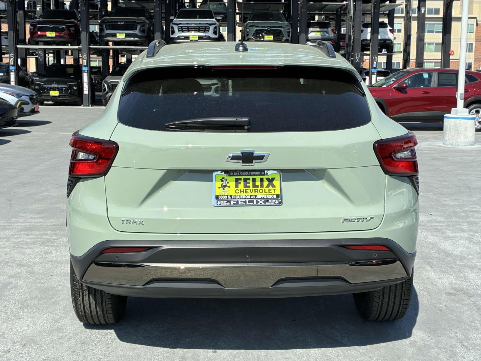 2025 Chevrolet Trax Vehicle Photo in LOS ANGELES, CA 90007-3794