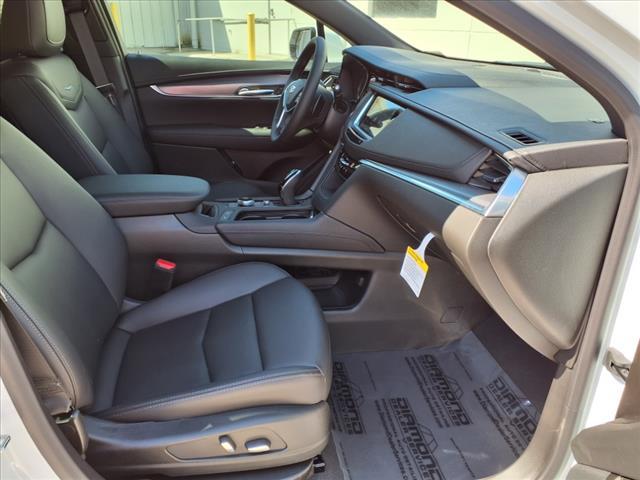 2025 Cadillac XT5 Vehicle Photo in TAMPA, FL 33612-3404