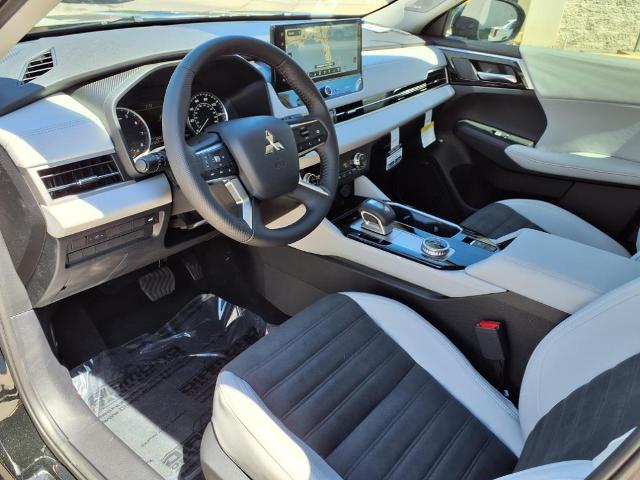2025 Mitsubishi Outlander Vehicle Photo in Tampa, FL 33612