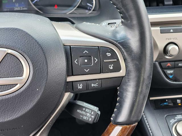 2017 Lexus ES 350 Vehicle Photo in PLANO, TX 75024