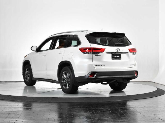 2018 Toyota Highlander Vehicle Photo in DALLAS, TX 75235