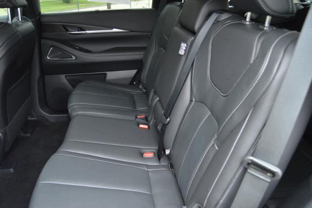 2025 INFINITI QX60 Vehicle Photo in Houston, TX 77090