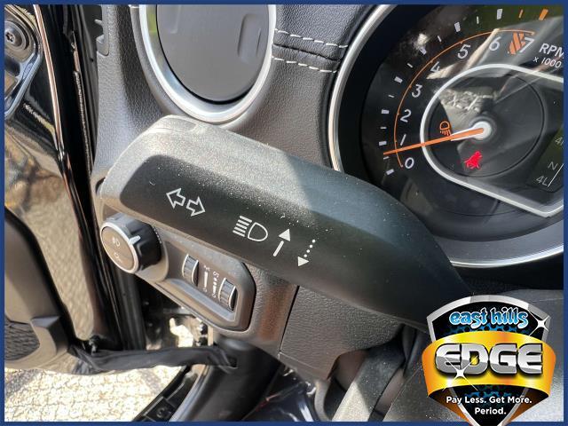 2021 Jeep Gladiator Vehicle Photo in Roslyn, NY 11576