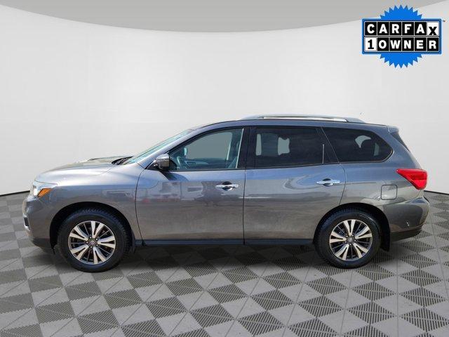2017 Nissan Pathfinder Vehicle Photo in Ardmore, PA 19003