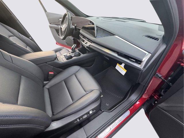 2025 Cadillac XT4 Vehicle Photo in LEOMINSTER, MA 01453-2952