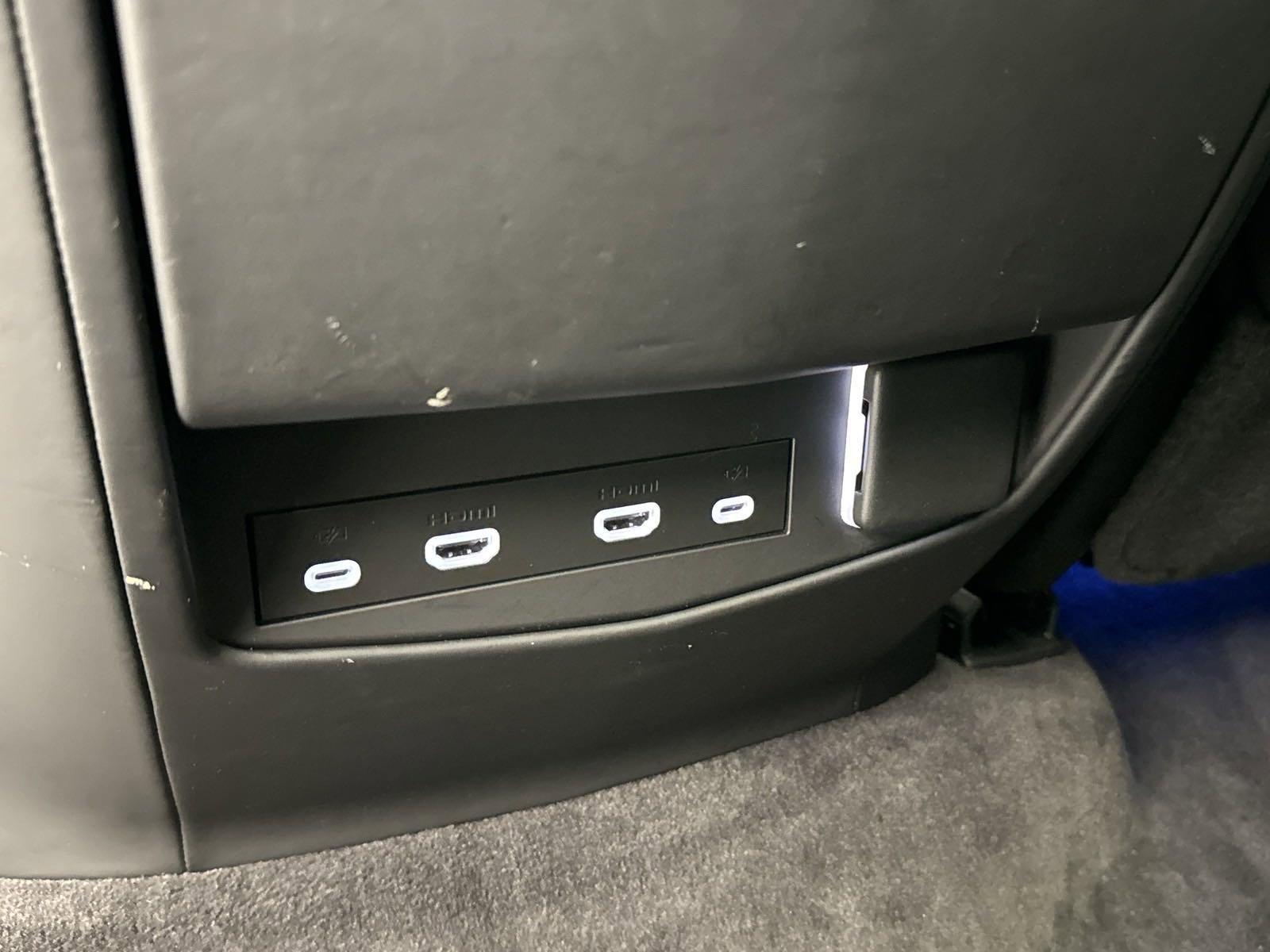 2022 Cadillac Escalade ESV Vehicle Photo in GEORGETOWN, TX 78626-7508