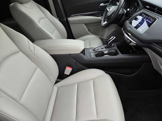 2022 Cadillac XT4 Vehicle Photo in DENTON, TX 76210-9321