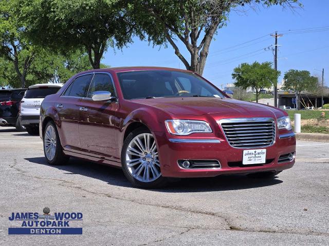 2014 Chrysler 300 Vehicle Photo in DENTON, TX 76210-9321