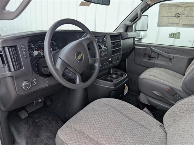 2025 Chevrolet Express Commercial Cutaway Vehicle Photo in ENGLEWOOD, CO 80113-6708