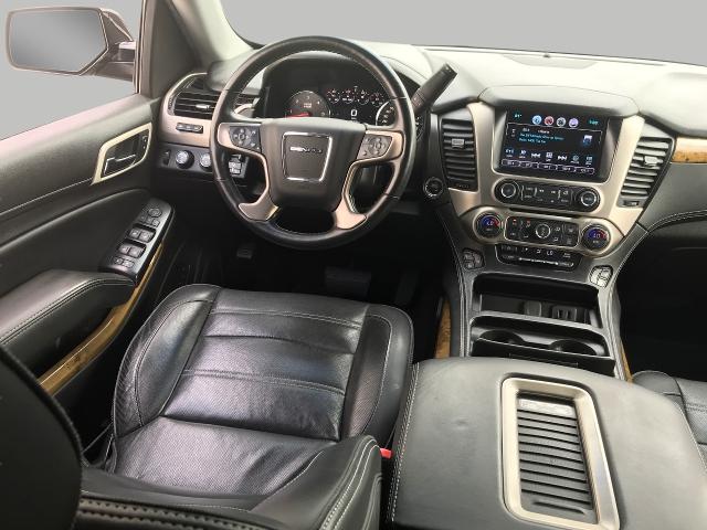 2017 GMC Yukon XL Vehicle Photo in GREEN BAY, WI 54303-3330