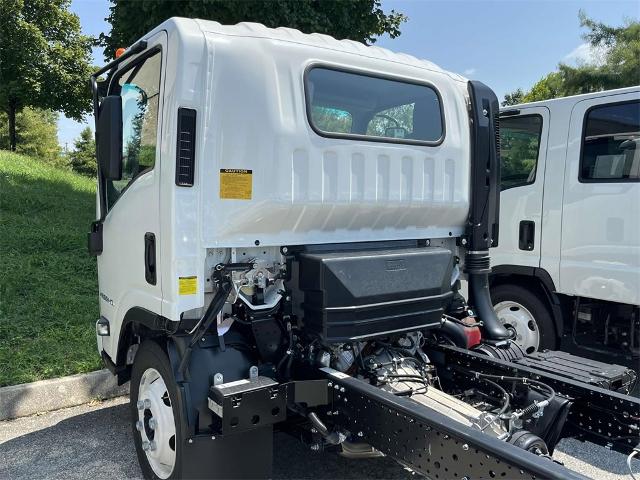 2025 Chevrolet Low Cab Forward 4500 Vehicle Photo in ALCOA, TN 37701-3235