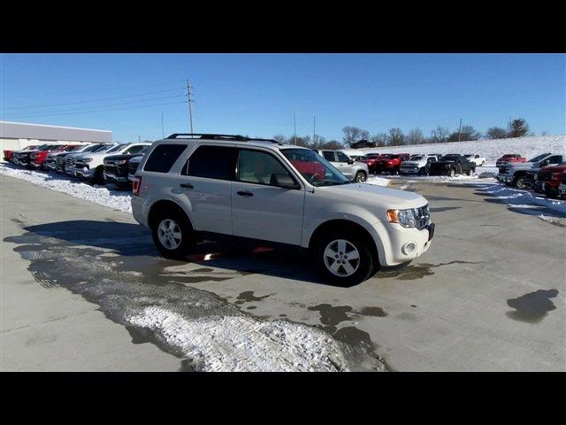Used 2011 Ford Escape XLT with VIN 1FMCU0DG4BKC71168 for sale in Centralia, MO