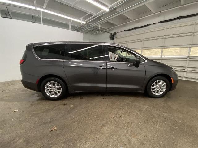 2023 Chrysler Pacifica Vehicle Photo in PORTLAND, OR 97225-3518