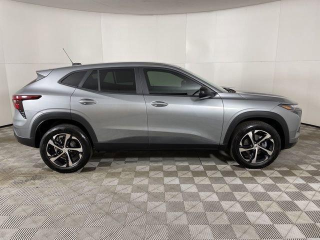 2025 Chevrolet Trax Vehicle Photo in PHOENIX, AZ 85014-3381