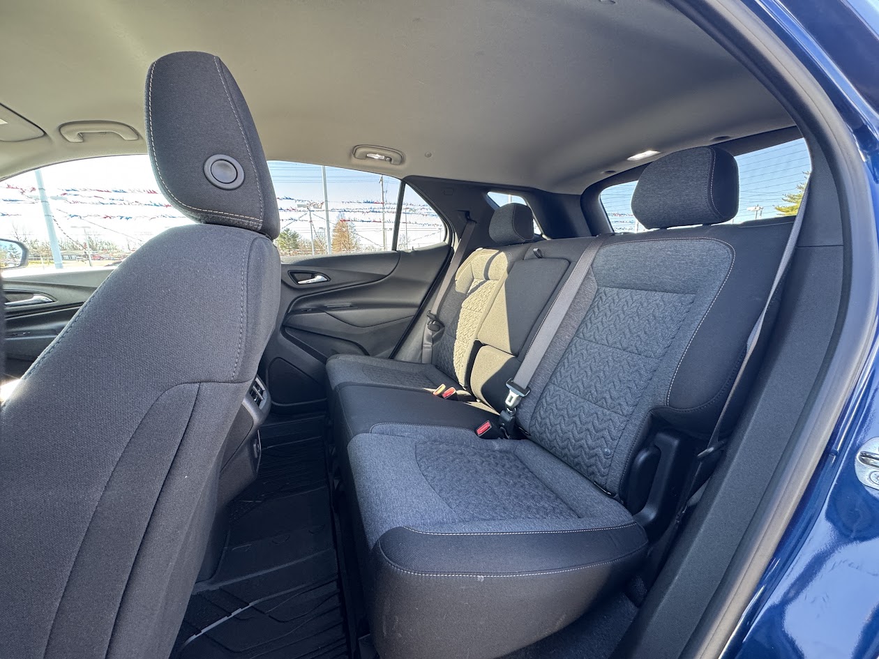 2022 Chevrolet Equinox Vehicle Photo in BOONVILLE, IN 47601-9633