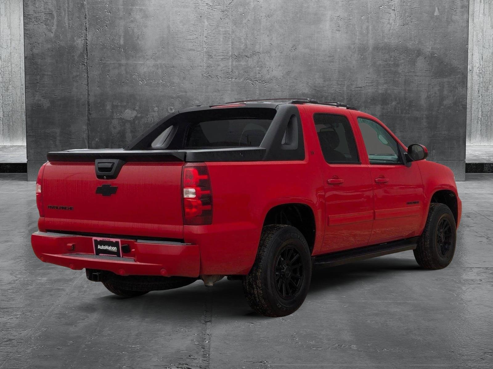 2011 Chevrolet Avalanche Vehicle Photo in WACO, TX 76710-2592