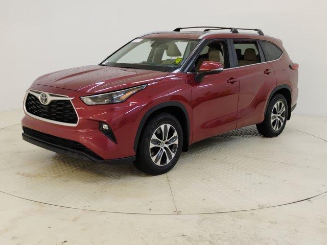 2023 Toyota Highlander Vehicle Photo in PINEVILLE, NC 28134-8495