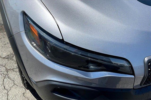 2021 Jeep Cherokee Vehicle Photo in TOPEKA, KS 66609-0000