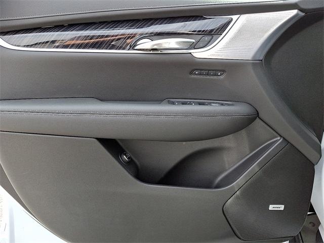 2025 Cadillac XT6 Vehicle Photo in ALLENTOWN, PA 18103-7399
