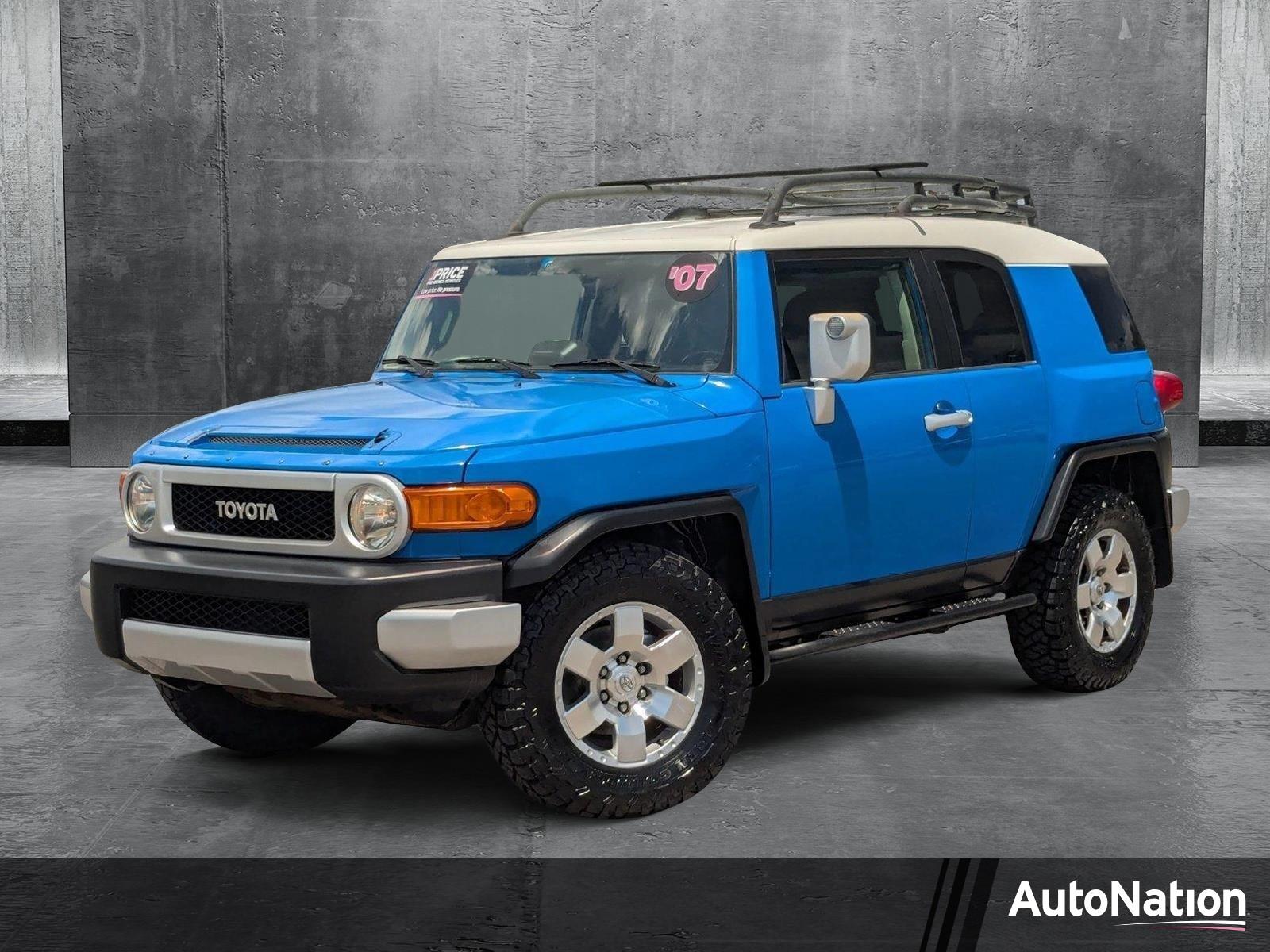2007 Toyota FJ Cruiser Vehicle Photo in St. Petersburg, FL 33713