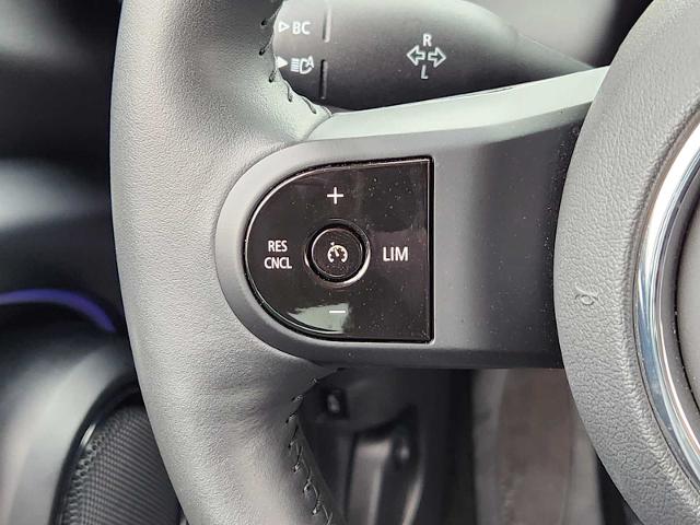 2024 MINI Cooper Hardtop 2 Door Vehicle Photo in PLANO, TX 75024