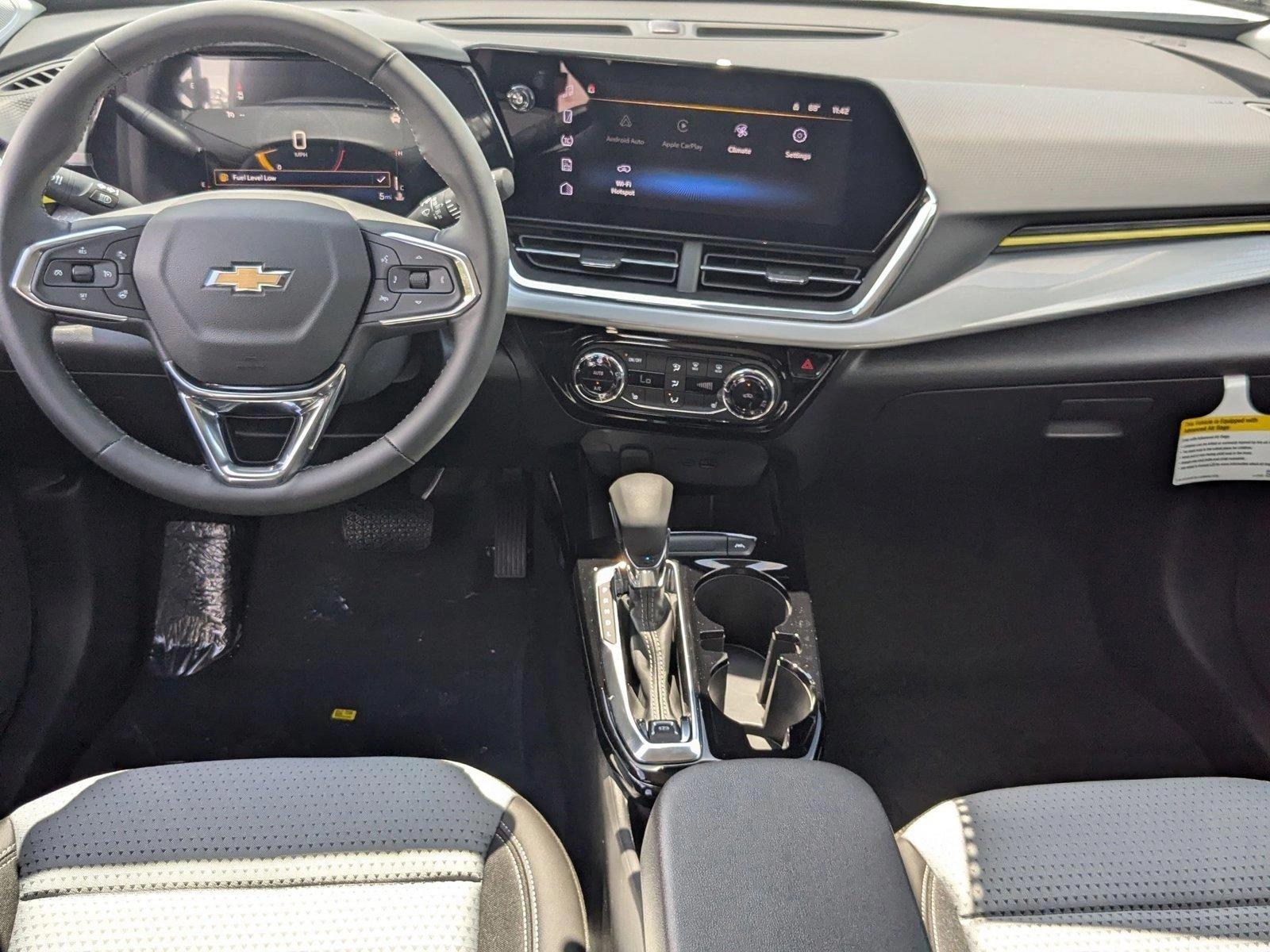 2025 Chevrolet Trax Vehicle Photo in MIAMI, FL 33134-2699