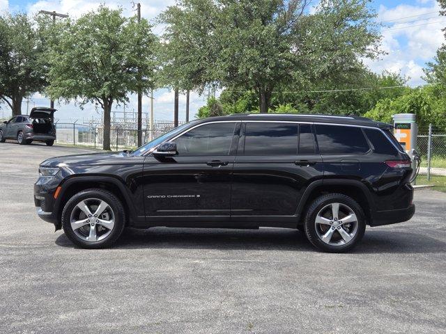 2021 Jeep Grand Cherokee L Vehicle Photo in Decatur, TX 76234