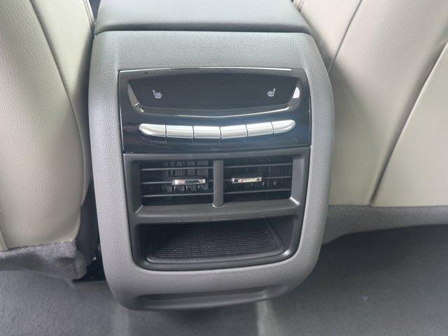 2025 Cadillac XT5 Vehicle Photo in LEOMINSTER, MA 01453-2952