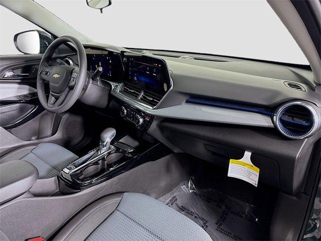 2025 Chevrolet Trax Vehicle Photo in PUYALLUP, WA 98371-4149