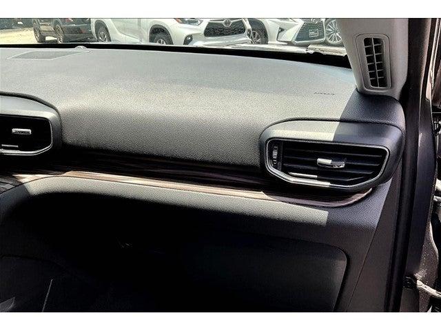 2024 Ford Explorer Vehicle Photo in San Antonio, TX 78230
