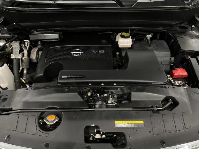 2015 Nissan Pathfinder Vehicle Photo in Appleton, WI 54913