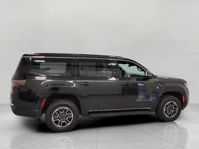2023 Jeep Wagoneer Vehicle Photo in GREEN BAY, WI 54303-3330