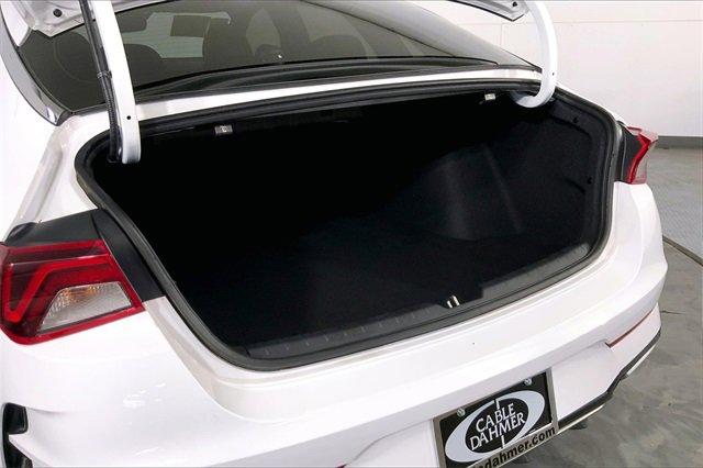 2024 Kia K5 Vehicle Photo in INDEPENDENCE, MO 64055-1314