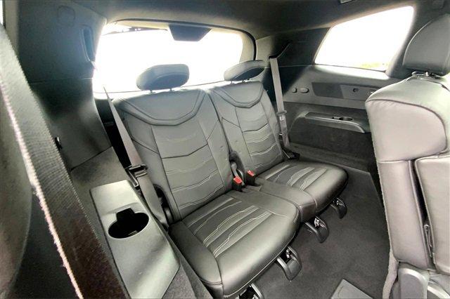 2024 Cadillac XT6 Vehicle Photo in TOPEKA, KS 66609-0000