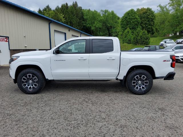 2024 Chevrolet Colorado Vehicle Photo in NEW ALEXANDRIA, PA 15670-3004