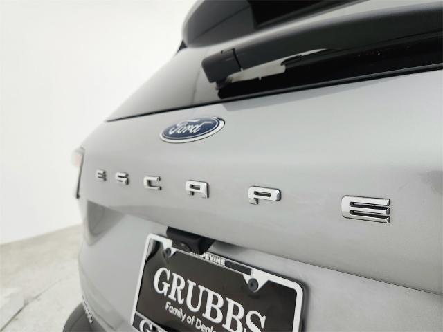 2021 Ford Escape Vehicle Photo in Grapevine, TX 76051