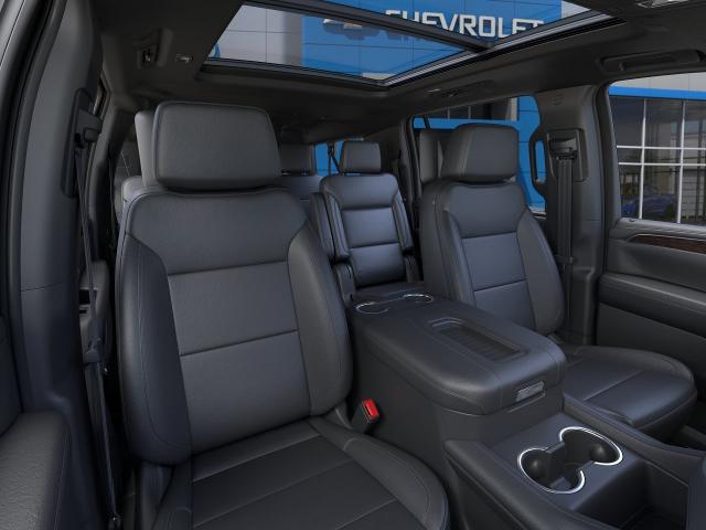 2024 Chevrolet Suburban Vehicle Photo in BOSTON, NY 14025-9684