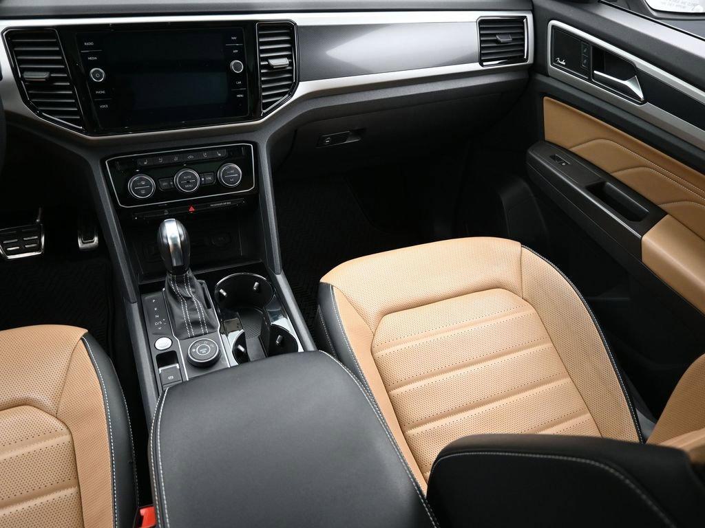 2022 Volkswagen Atlas Cross Sport Vehicle Photo in Marion, IA 52302