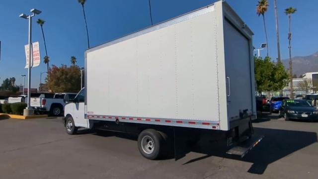 2024 GMC Savana Cutaway 3500 Vehicle Photo in PASADENA, CA 91107-3803